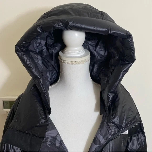 The North Face Women's Acropolis Parka Down Coat TNF Black Sz M NWT - Picture 8 of 14